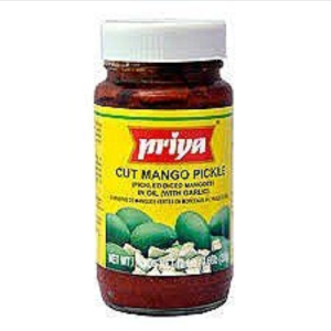 Priya Pickle Cut Mango w/ Garlic 300gm